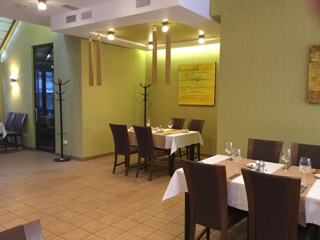 אליטוס Hotel Senas Namas מראה חיצוני תמונה