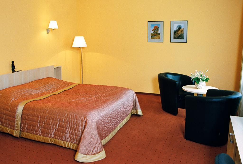 אליטוס Hotel Senas Namas מראה חיצוני תמונה